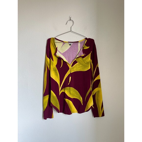 THE KIT. Gisella Henley Top in Cerise Paradise Size LARGE - Picture 1 of 6